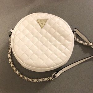 Guess White Circle Quilted Crossbody